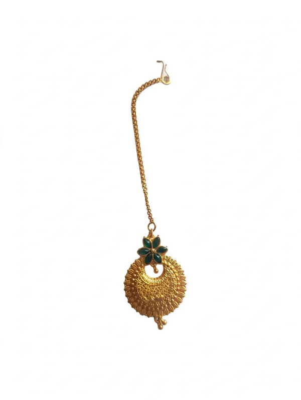 Gold-Tone_Green_Stone_Maang_Tikka_for_Women