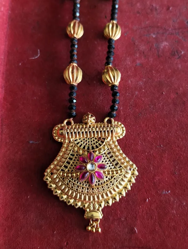 Gold-Toned_Beaded_Mangalsutra_Necklace_for_Women