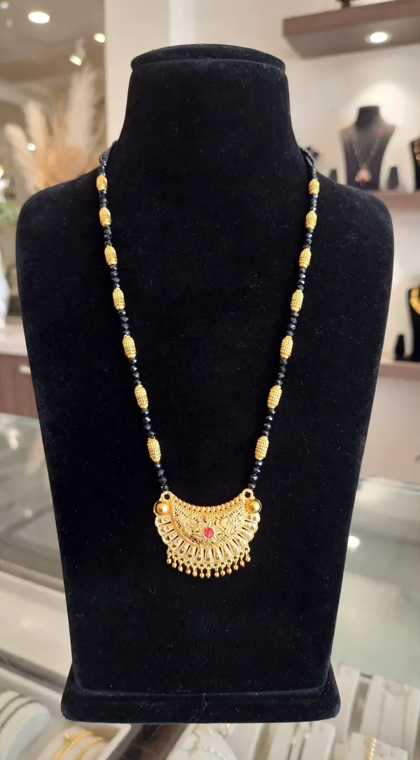 Gold_Tone_Beaded_Mangalsutra_Necklace_for_Women