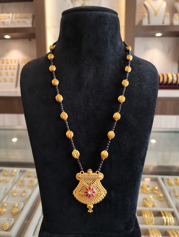 Gold-Toned_Beaded_Mangalsutra_Necklace_for_Women