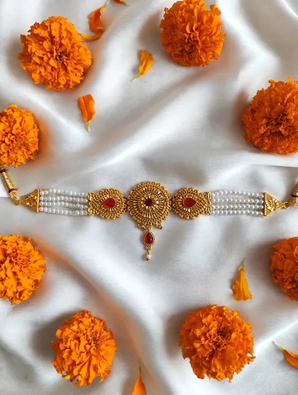 Gold_Tone_Pearl_Bridal_Choker_Necklace_for_Women