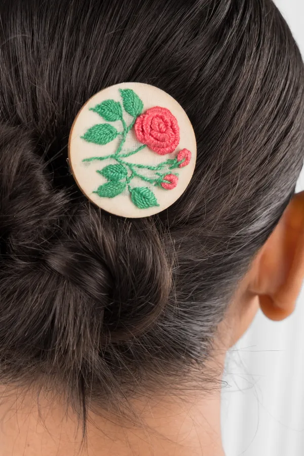 Peach_Cotton_Embroidered_Rose_Branch_Circular_Alligator_Hair_Clip_For_Women