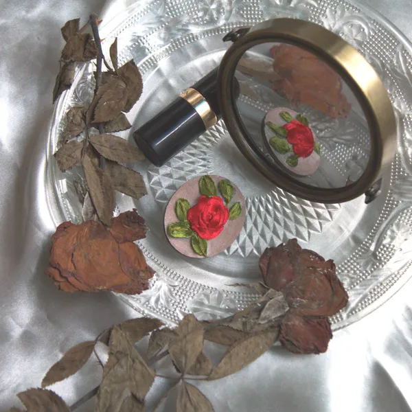 Red_Ribbon_Cotton_Embroidered_Rose_Branch_Oval_Brooch_Pin_For_Women