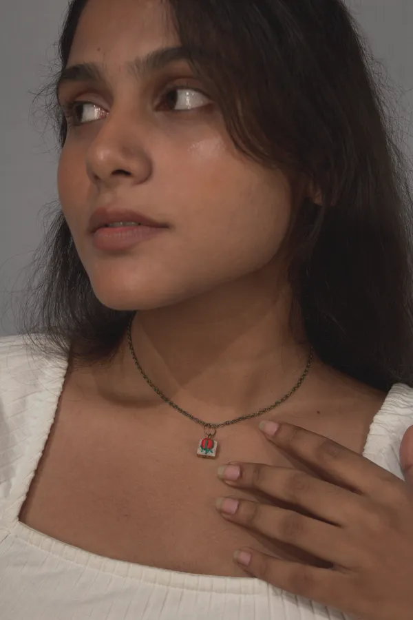 Red_Cotton_Embroidered_Rose_Bud_Square_Pendant_Necklace_For_Women