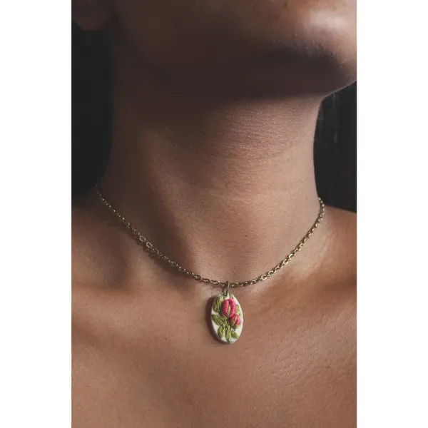 Peach_Cotton_Embroidered_Rose_Buds_Branch_Hollow_Oval_Pendant_Necklace_For_Women