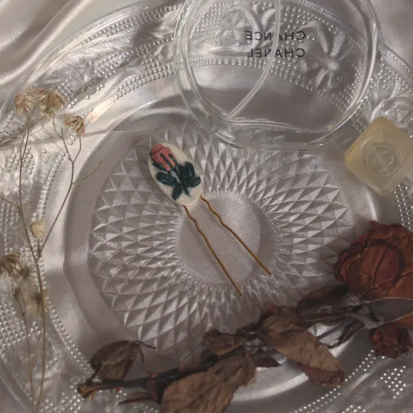 Dusty_Peach_Cotton_Embroidered_Rose_Bud_Oval_Hair_Pin_For_Women