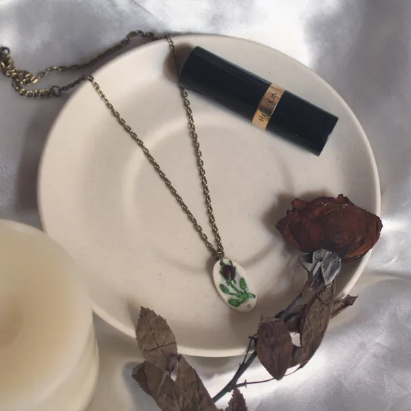 Red_Cotton_Embroidered_Wine_Rose_Bud_Branch_Hollow_Oval_Pendant_Necklace_For_Women