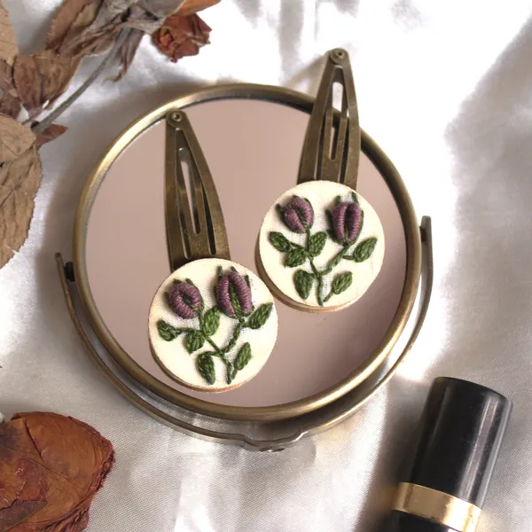 Dark_Mauve_Cotton_Embroidered_Rose_Bud_Round_Tic_Tac_Hair_Clips_Set_For_Women