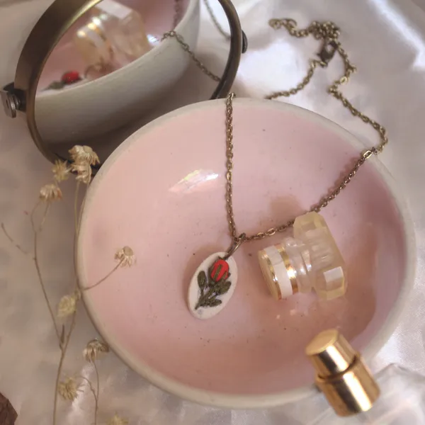 Red_Rose_Bud_Branch_Hollow_Oval_Pendant_Necklace