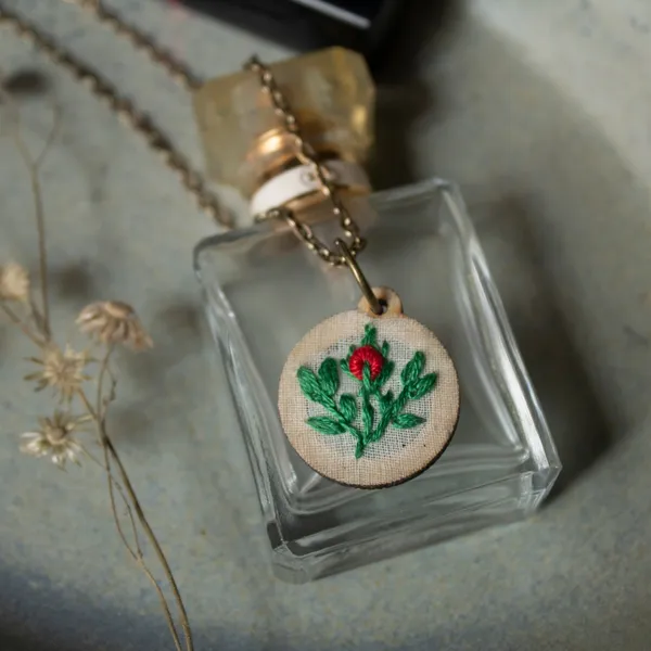 Red_Cotton_Embroidered_Single_Rose_Bud_Branch_Round_Pendant_Necklace_For_Women