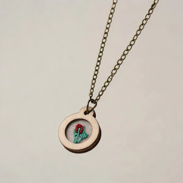 Maroon_Cotton_Embroidered_Rose_Bud_Circular_Pendant_Necklace_For_Women