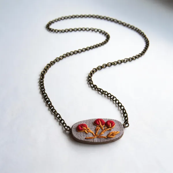 Bright_Red_Cotton_Embroidered_Triple_Rose_Buds_Oval_Pendant_Necklace_For_Women