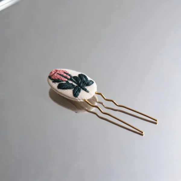 Dusty_Peach_Cotton_Embroidered_Rose_Bud_Oval_Hair_Pin_For_Women