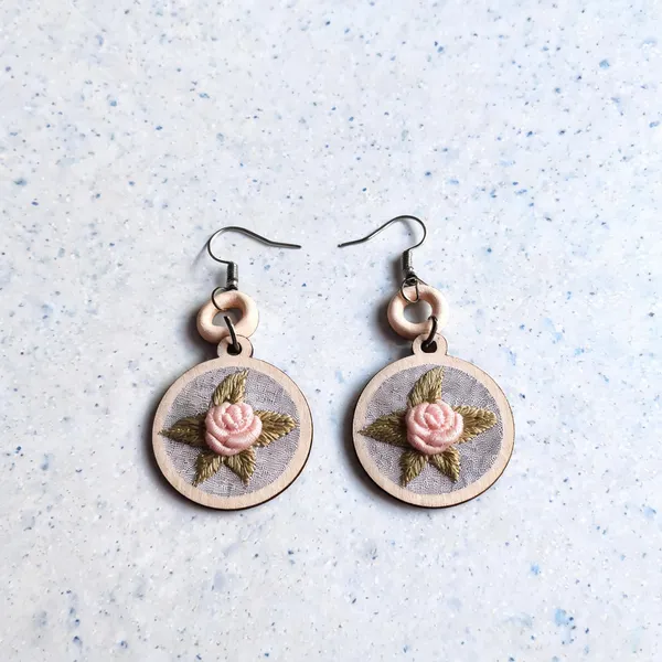 Peach_Cotton_Embroidered_Rose_Round_Hollow_Earrings_For_Women