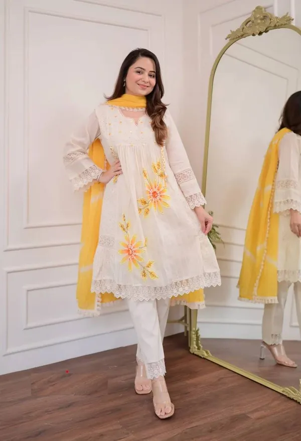 Natural_White_Cotton_60/60_Kurta_Pant__And__Dupatta_For_Women