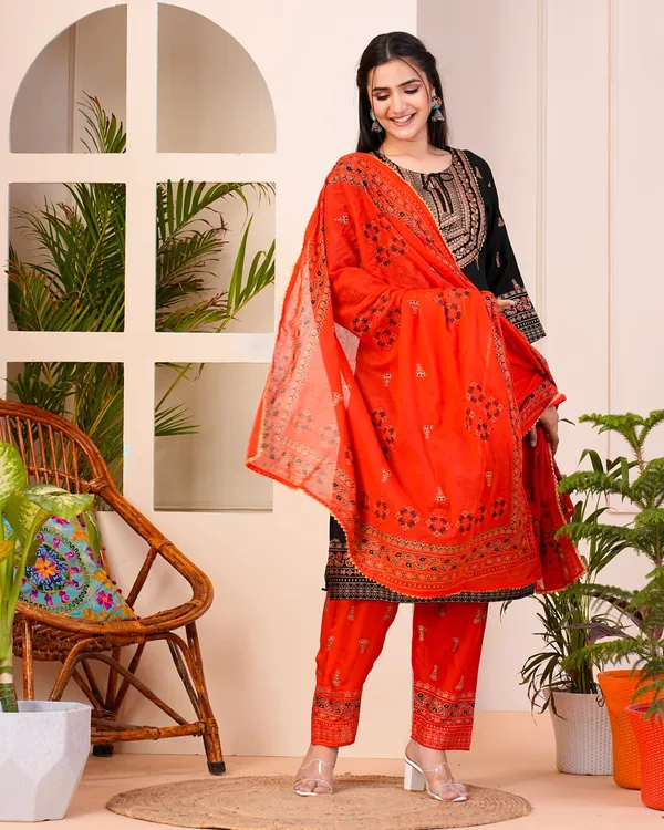 Black_Rayon_Kurta_Pant__And__Dupatta_For_Women