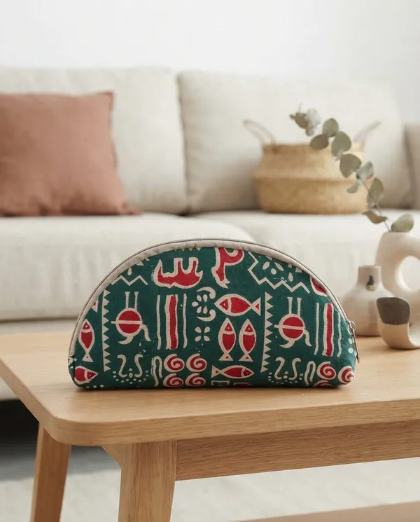 Green_Printed_Fabric_Zip_Pouch_for_Everyday_Essentials