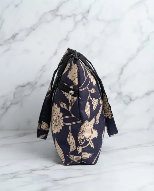 Navy_Quilted_Floral_Print_Makeup_Pouch_for_Women