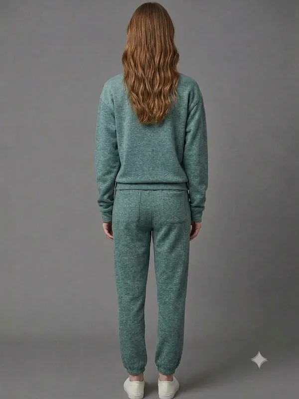 Green_Relaxed_Fit_Sweatshirt_Jogger_Set_For_Women
