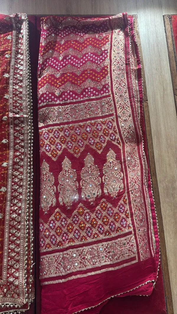 Maroon_Embroidered_Saree_For_Women