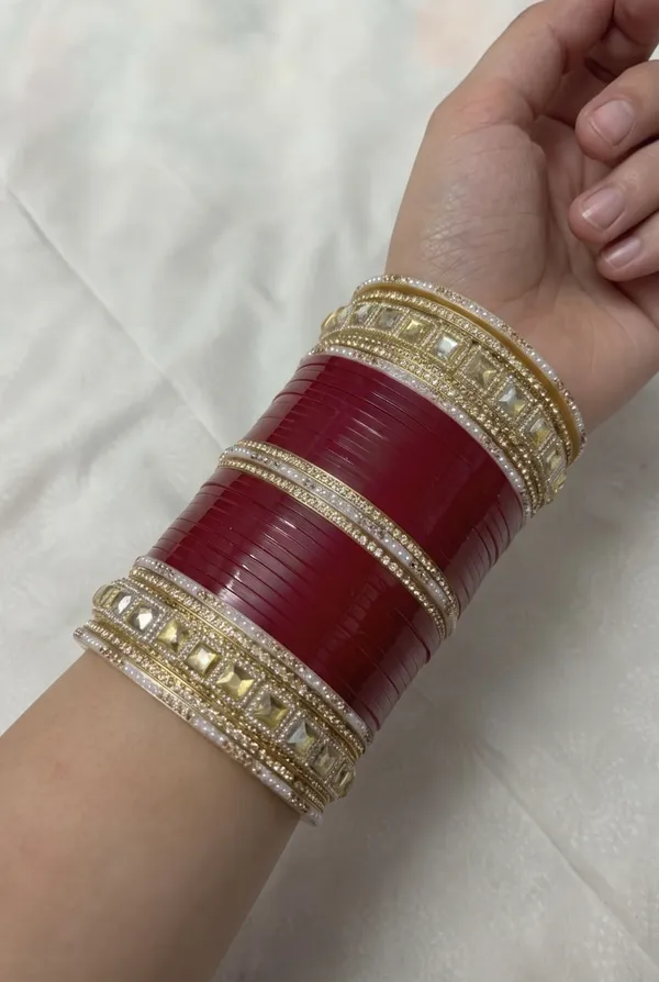 Maroon_Plastic_Gold-Tone_Embellished_Chura_Set_For_Women