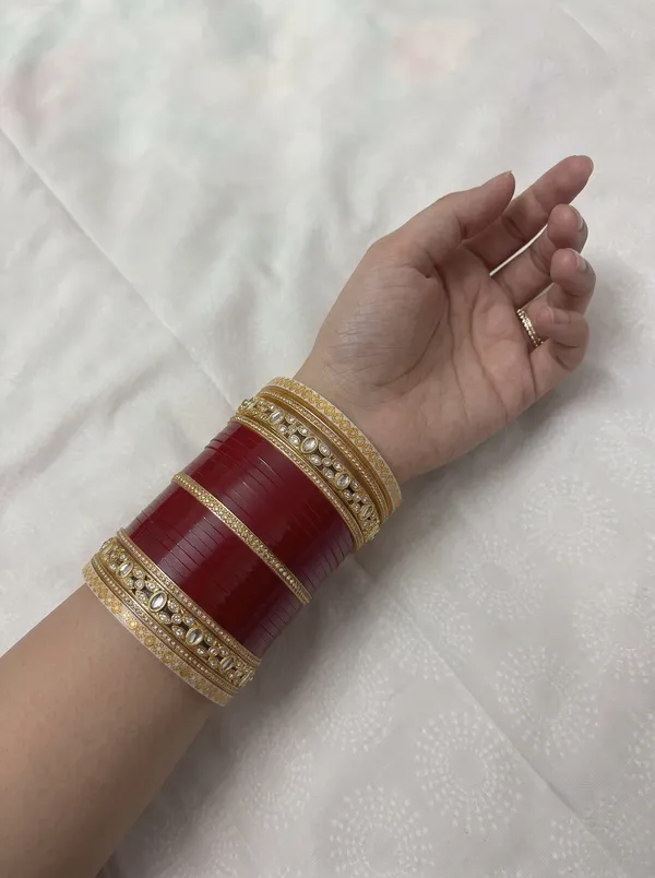 Maroon_Plastic_Gold-Tone_Teardrop_Embellished_Chura_Set_For_Women