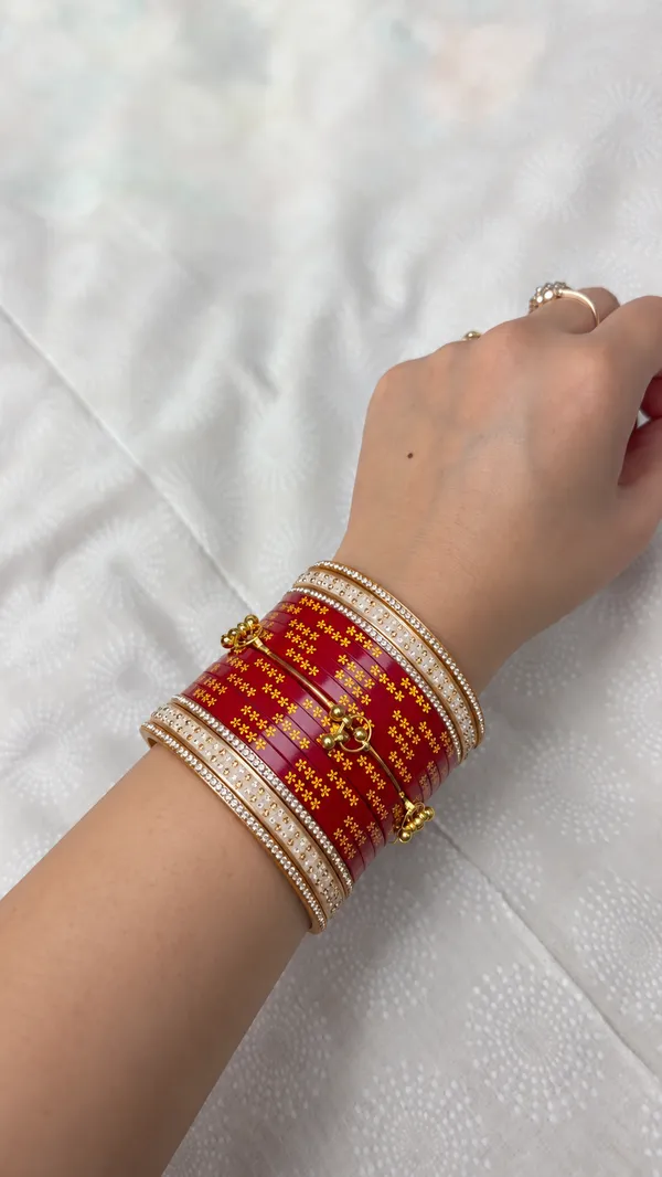 Maroon_Plastic_Floral_Gold-Tone_Embellished_Chura_Set_For_Women
