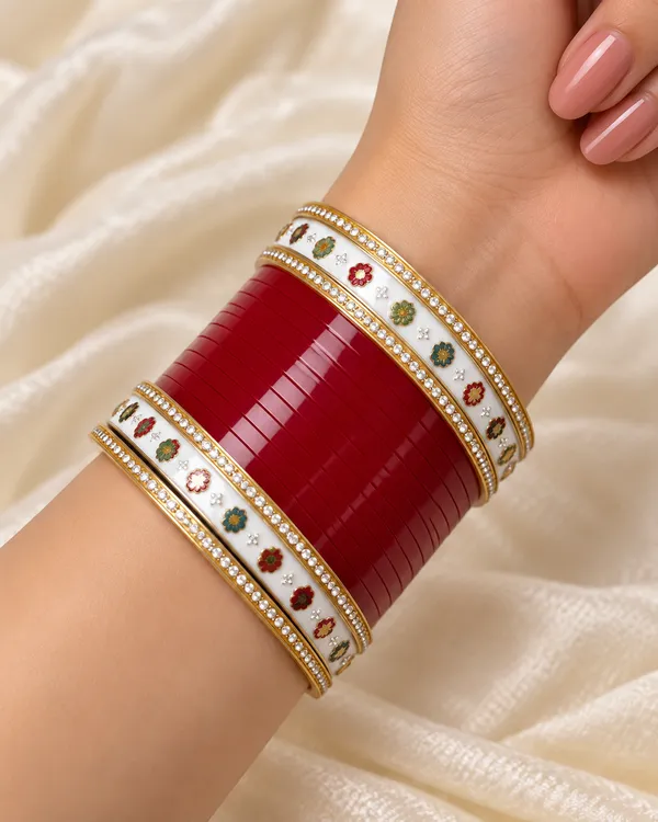 Maroon_Plastic_Floral_Embellished_Chura_Set_For_Women
