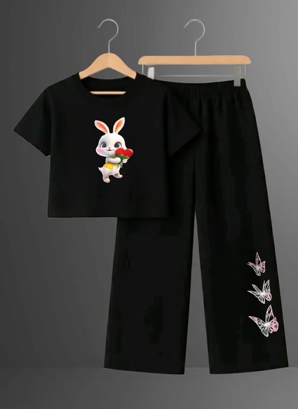 Pink_Printed_T-Shirt_And_Black_Pants_Set_For_Girls
