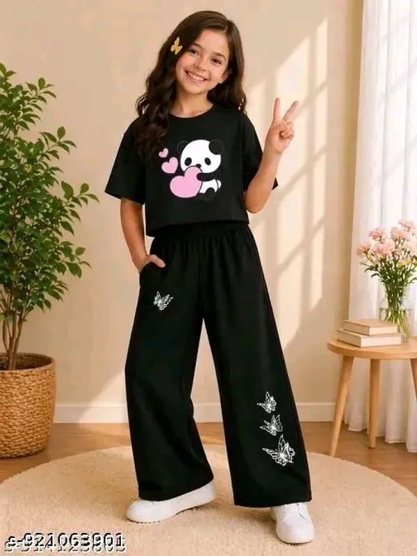 Black_Printed_Relaxed_Fit_Lounge_Set_for_Girls