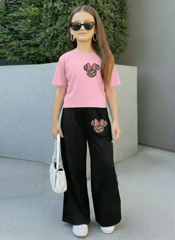 Pink_Printed_T-Shirt_And_Black_Wide-Leg_Pants_Set_for_Girls
