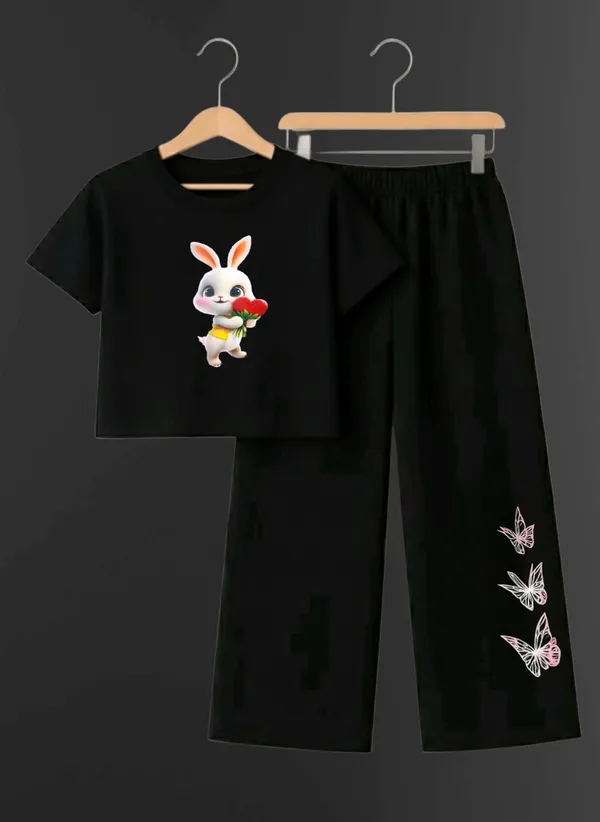 Pink_Printed_T-Shirt_And_Black_Pants_Set_For_Girls