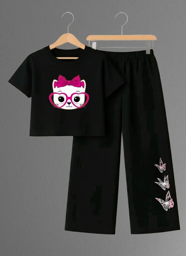 Pink_Printed_T-Shirt_And_Black_Pants_Set_For_Girls