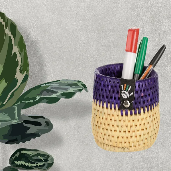 Iconic_Purple_Pen_Stand_Default_Title