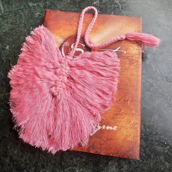 Cotton_Candy_Bookmark_Default_Title