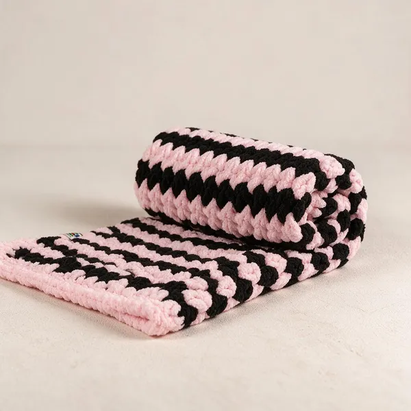 Black_Pink_Cotton_Quilted_Baby_Blanket