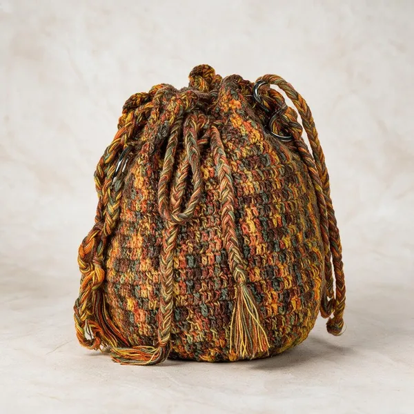 Gold_Handcrafted_Tassel_Drawstring_Potli_Bag_For_Women