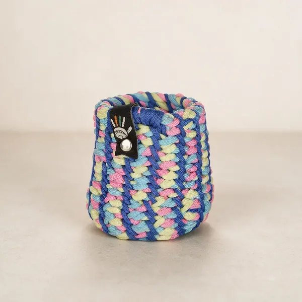Yarn_Handcrafted_Multicolor_Marshmallow_Pen_Stand