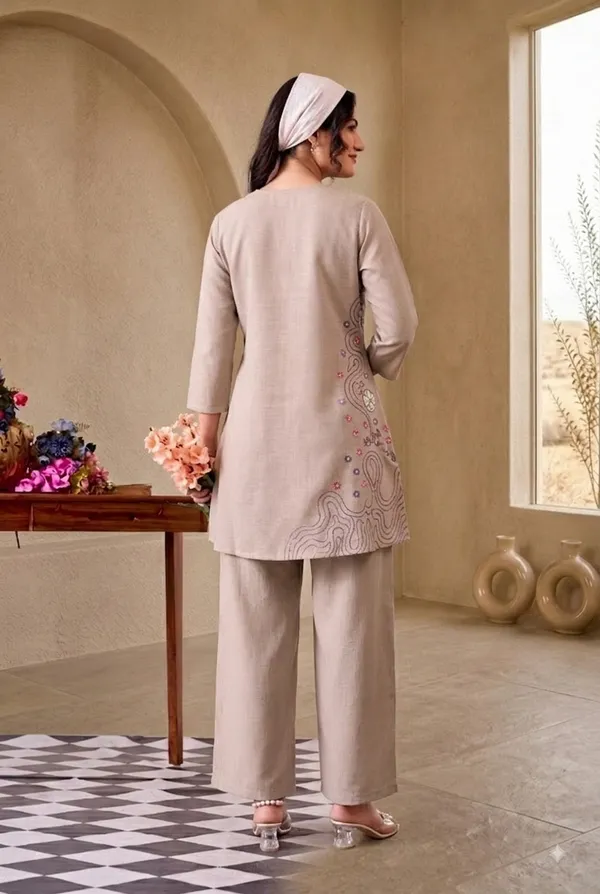 Taupe_Tranquility_Abstract_Embroidered_Rinkle_Crush_Tunic_Wide_Leg_Co_Ord_Set_322