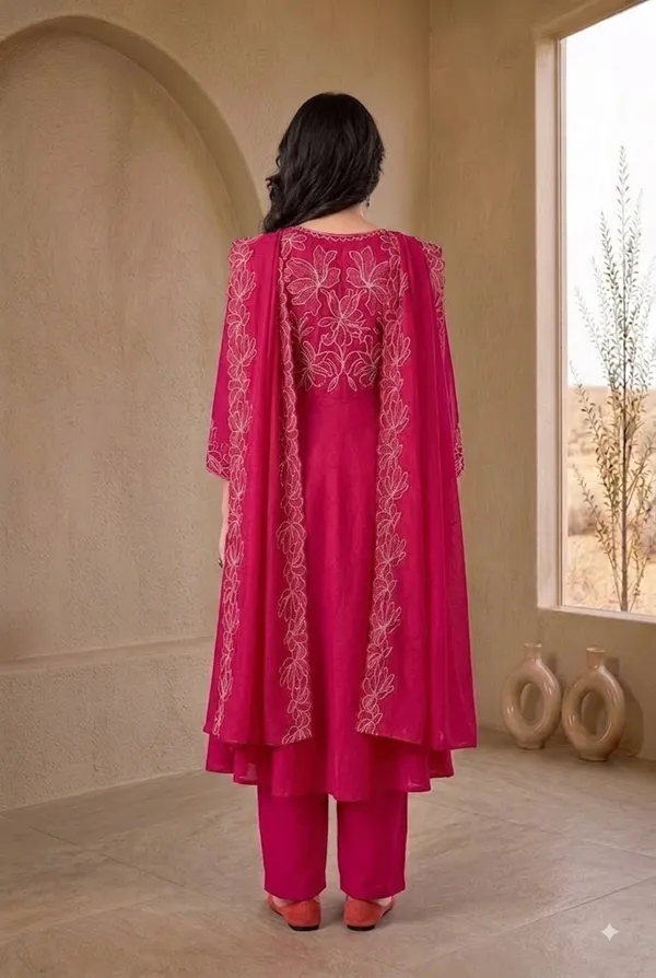 Radiant_Magenta_Floral_Embroidered_Mal_Cotton_Anarkali_Suit_Set_With_Matching_Dupatta_313