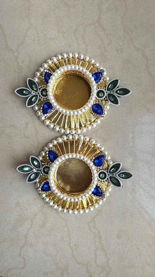 The_Golden_Glow_Embellished_Diya_Set_Pack_Of_2