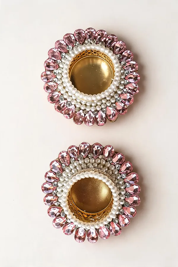 The_Crystal_Pearl_Floral_Diya_Set_Pack_Of_2