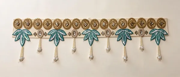 Polyester_Festive_Circular_Motif_Multicolor_Floral_Wall_Hanging
