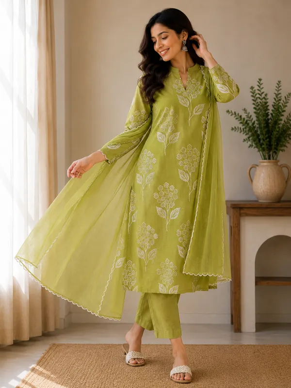 Green_Mulchanderi_Printed_3_Piece_Suit_Set