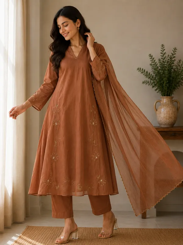 Aabha_Mulchanderi_Embroidered_3_Piece_Suit_Set