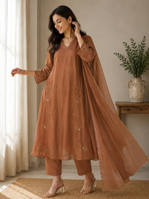 Aabha_Mulchanderi_Embroidered_3_Piece_Suit_Set
