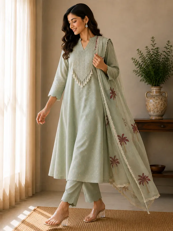 Noor_Mulchanderi_Embroidered_3_Piece_Suit_Set