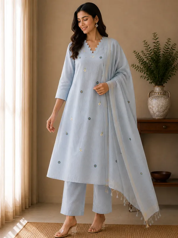 Meher_Mulchanderi_Embroidered_3_Piece_Suit_Set
