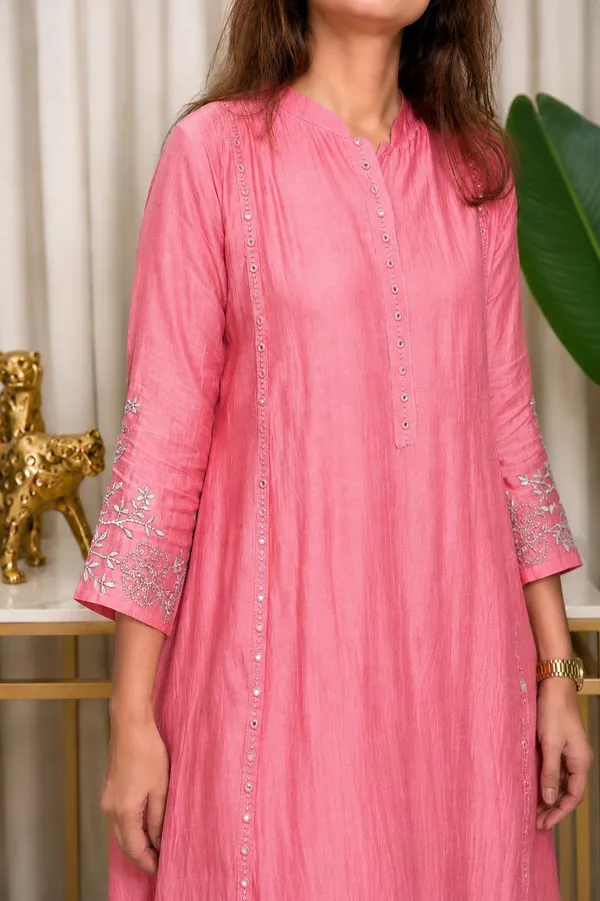 Gulabo_Mulchanderi_Embroidered_3_Piece_Suit_Set
