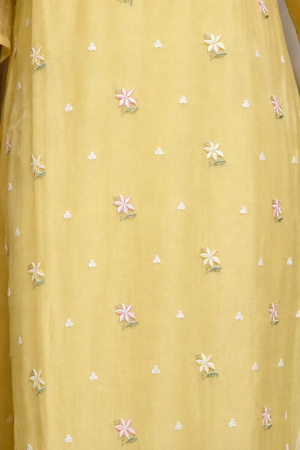 Kesar_Mulchanderi_Embroidered_3_Piece_Suit_Set